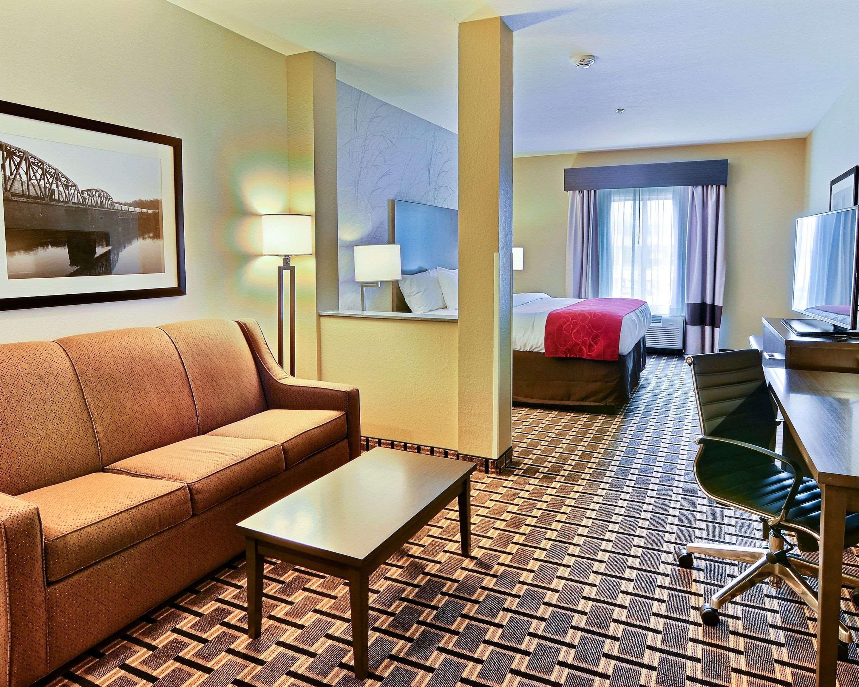 Comfort Suites Uniontown Buitenkant foto