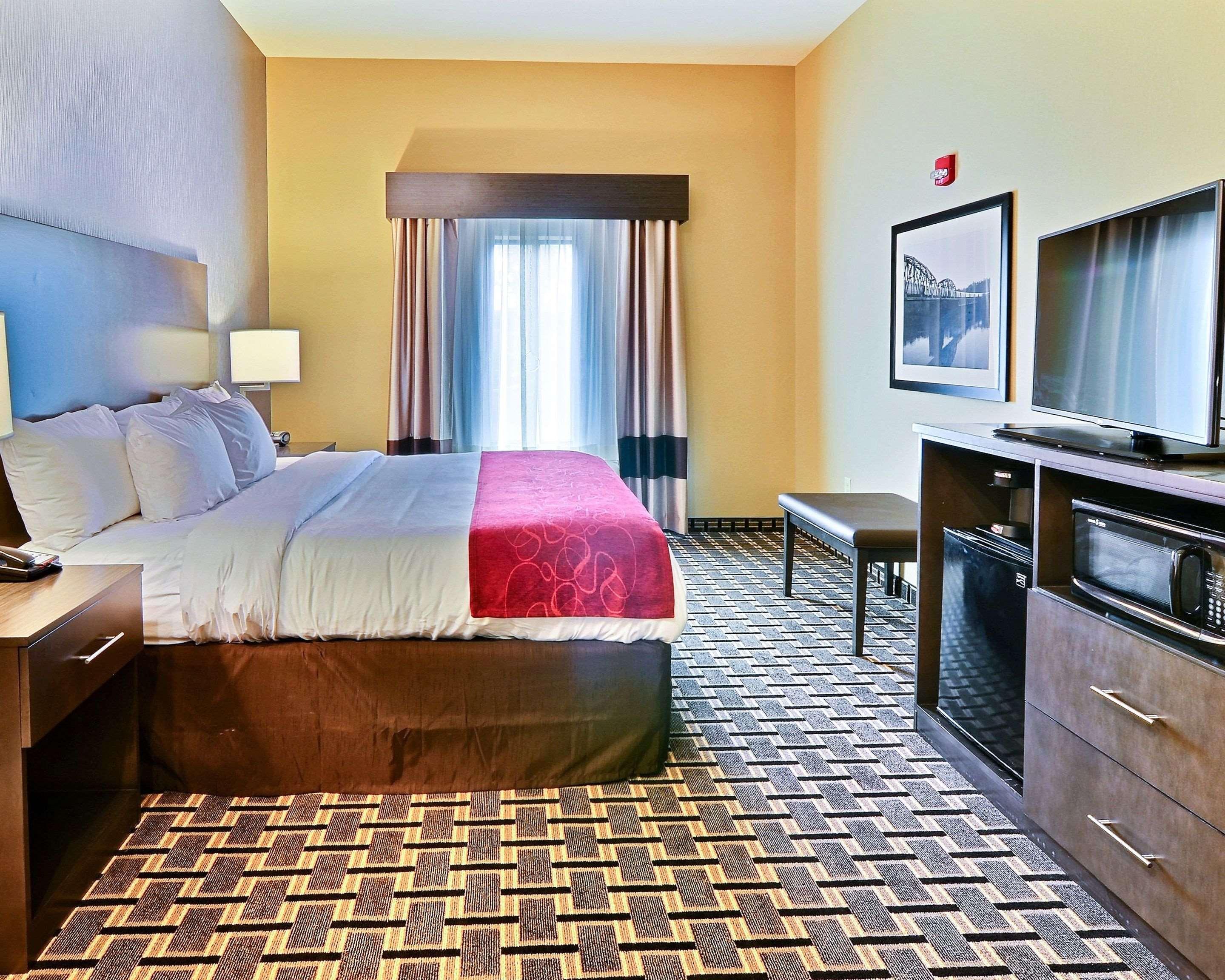Comfort Suites Uniontown Buitenkant foto