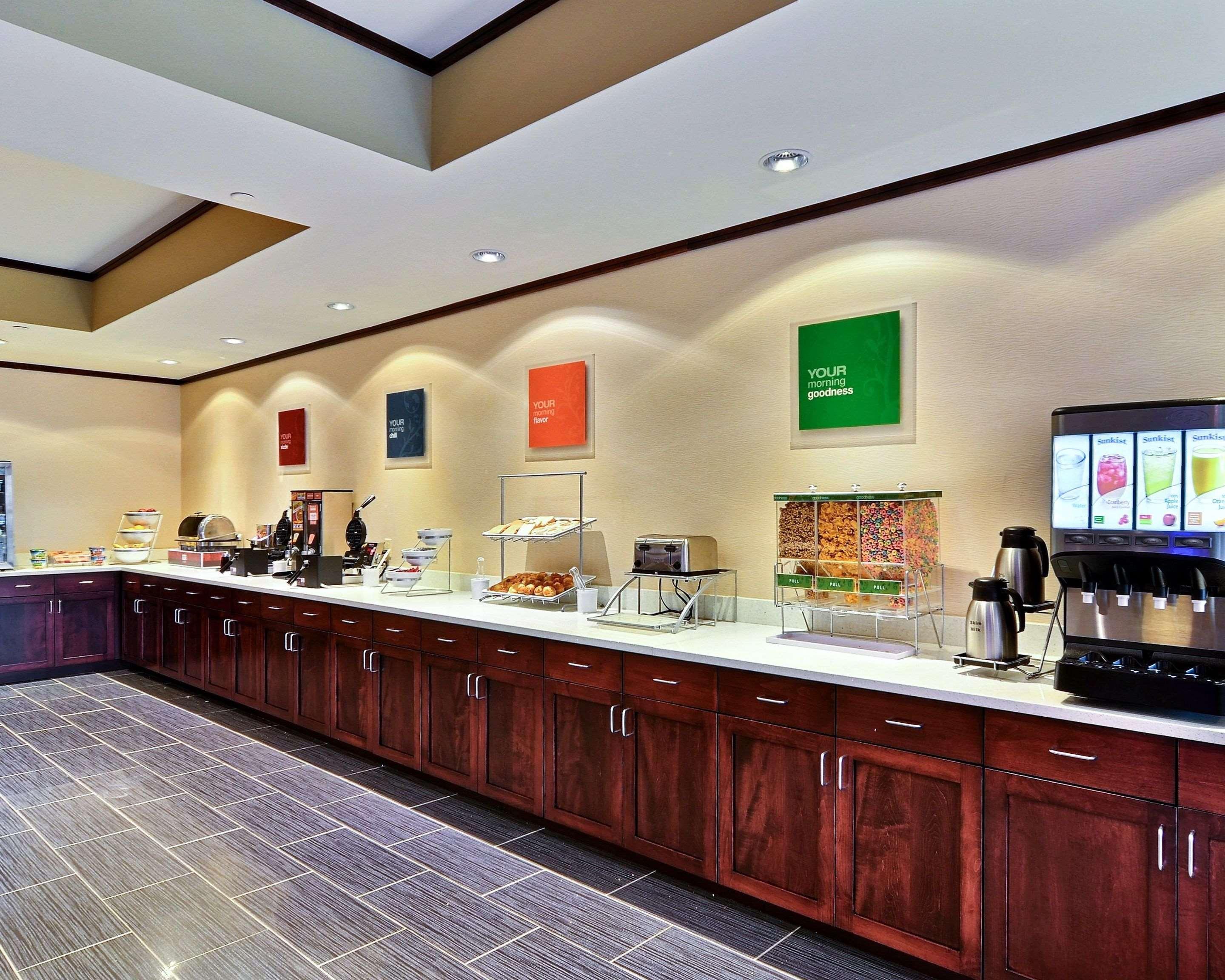 Comfort Suites Uniontown Buitenkant foto