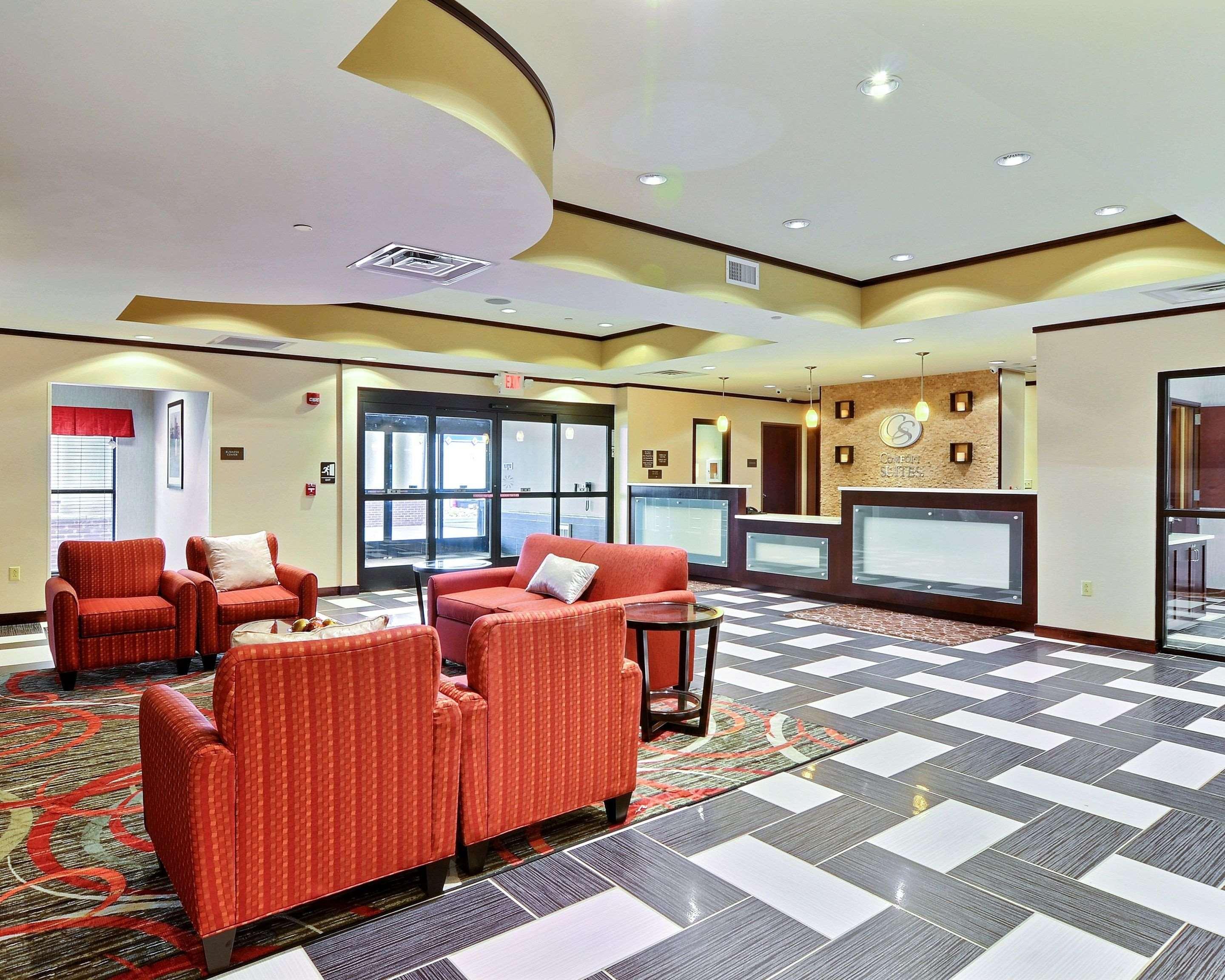 Comfort Suites Uniontown Buitenkant foto