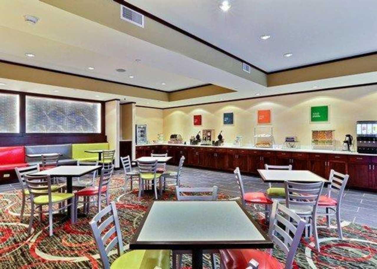 Comfort Suites Uniontown Buitenkant foto