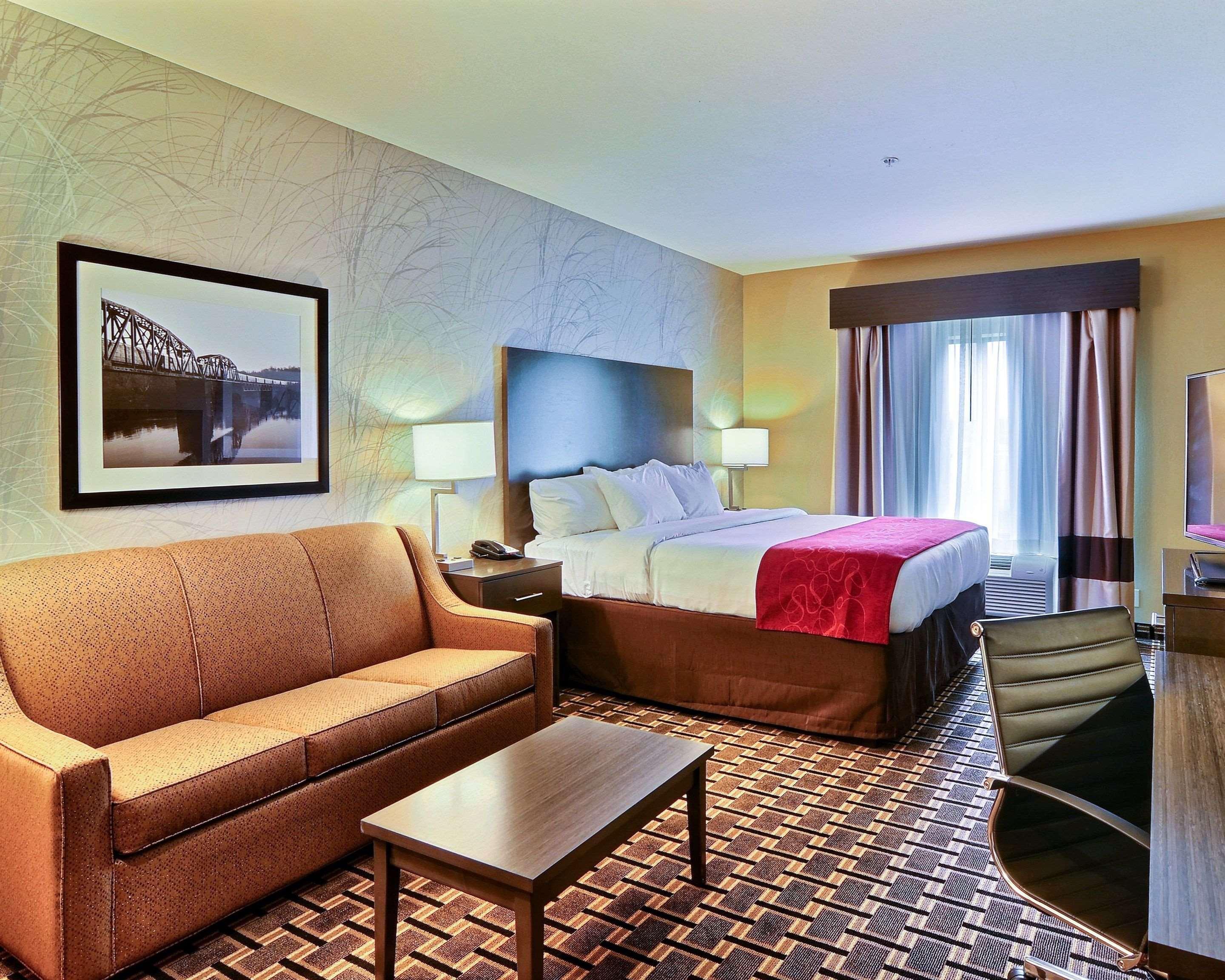 Comfort Suites Uniontown Buitenkant foto