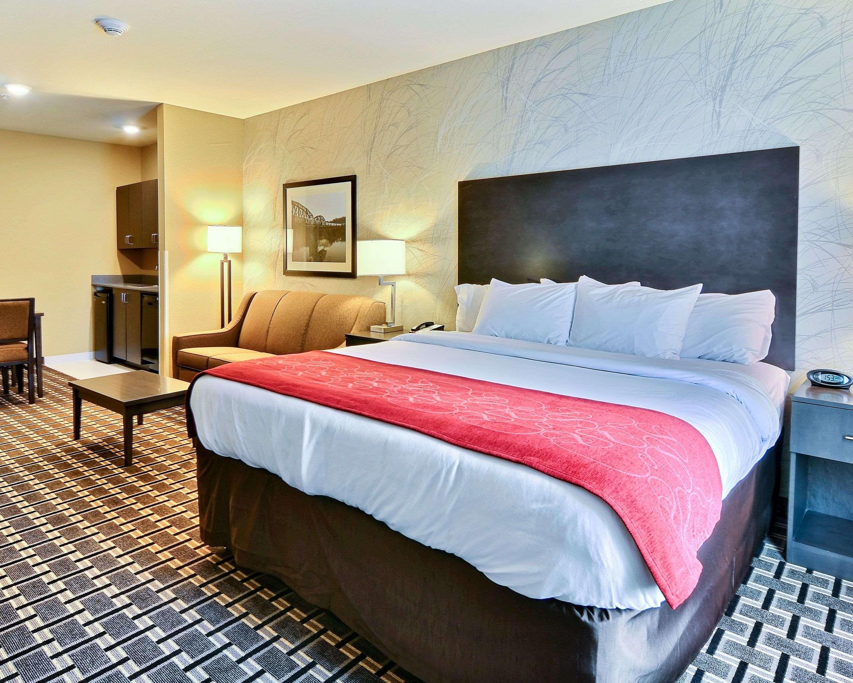 Comfort Suites Uniontown Buitenkant foto